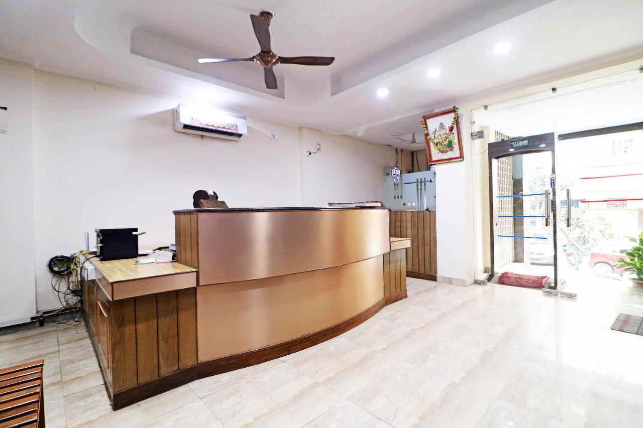 Hotel Westend Holiday Home 5 Mint From Nizamuddin Railway Station Нью-Делі Екстер'єр фото
